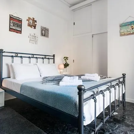 A Masterpiece In Plaka With Big Balcony And Acropolis View Lägenhet *